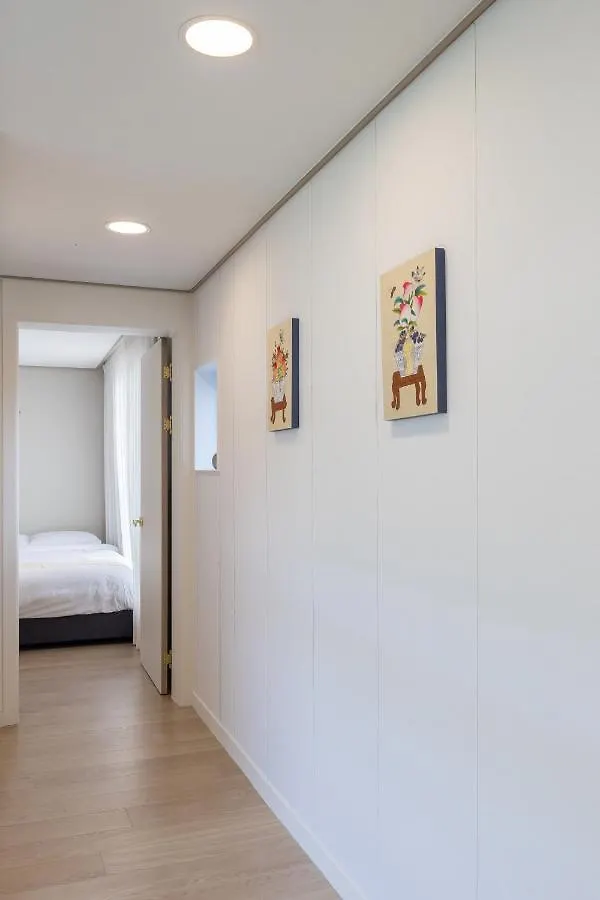 Appartement Korea Hanok Large House With Terrace Seoel